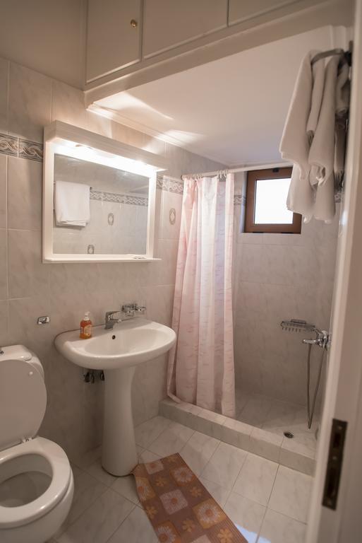 Hotel Artemis Karpenísion Pokój zdjęcie