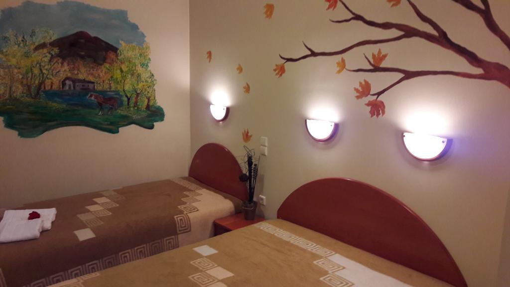 Hotel Artemis Karpenísion Zewnętrze zdjęcie